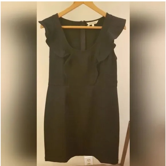 SHILLA CLASSIC * Black Dress Sleeveless with Ruffles *Gorgeous* NEW Medium/Large - Picture 1 of 8